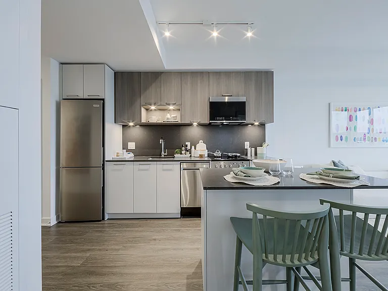 40 Lagerfeld Dr — Photo 19