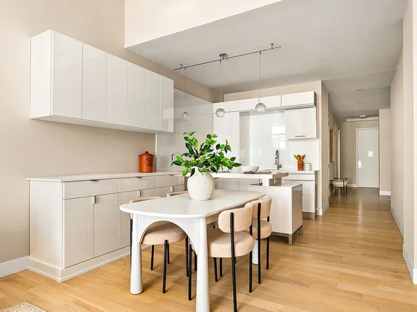 111 Fulton St APT 308, New York, NY 10038