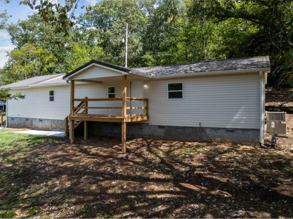 154 Hartsville Pike, Carthage, TN 37030