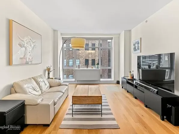 189 Schermerhorn Street image 1 of 11