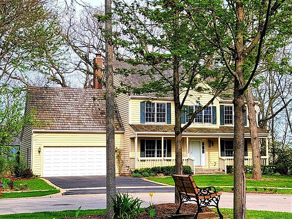 2nd image of 745 Cohasset Ct