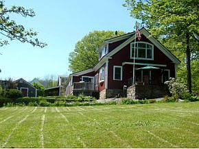 The Studio - Classic Sandwhich