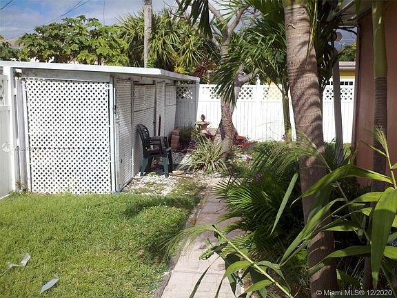 3rd image of 1375 NE 204th Ter #0