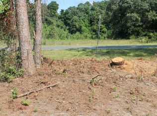 Laurinburg Rd, Raeford, NC 28376