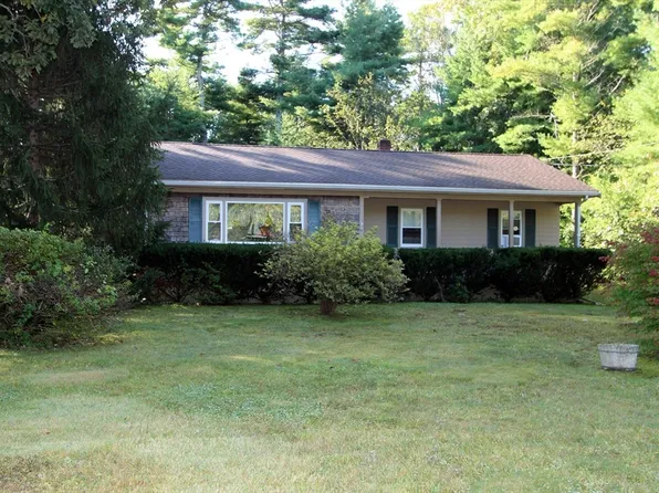 32 Morton Rd, East Freetown, MA 02717