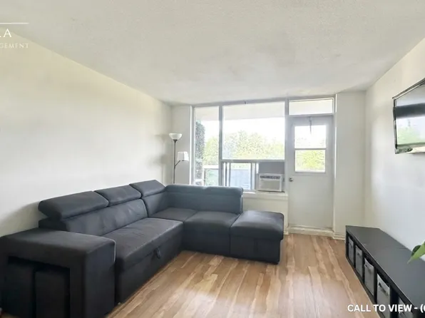 235 Grandravine Dr #407, Toronto, ON M3N 1J2