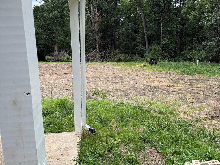105 Lakeland Dr — Photo 11