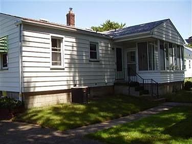 3rd image of 389 Afton Ave