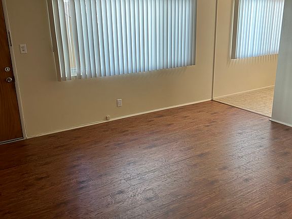 4th image of 748 N Inglewood Ave APT 2