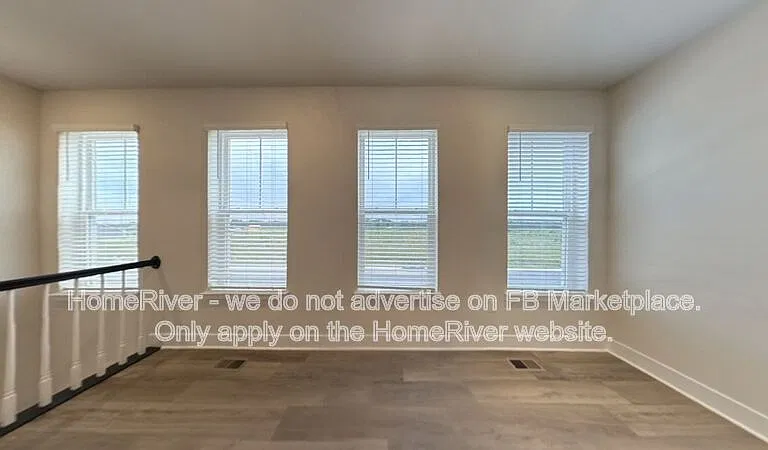 1217 Loch Ness Ln — Photo 14