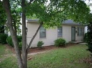 206 S 3rd St, Murfreesboro, NC 27855