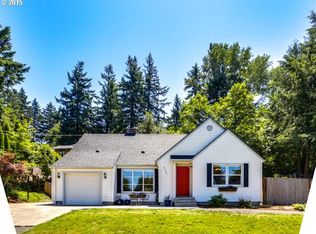 9526 SW 62nd Dr, Portland, OR 97219