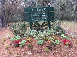 42 Cusabo Rd, Saint Helena Island, SC 29920