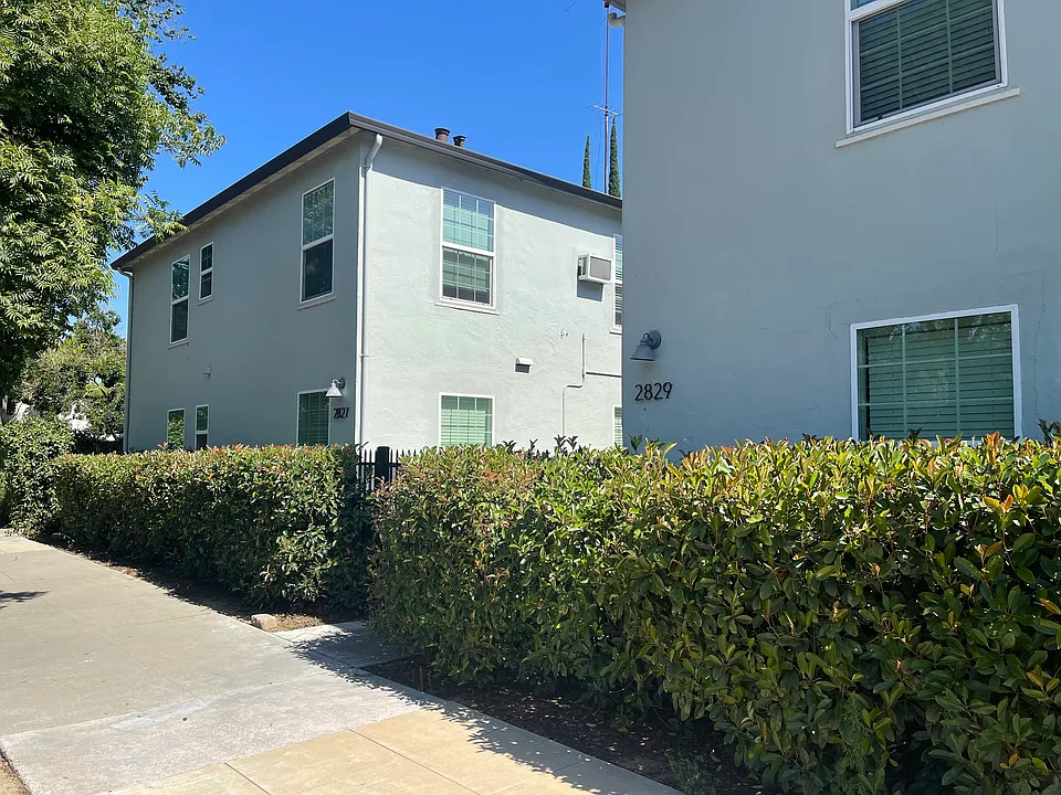 2829 O St #4