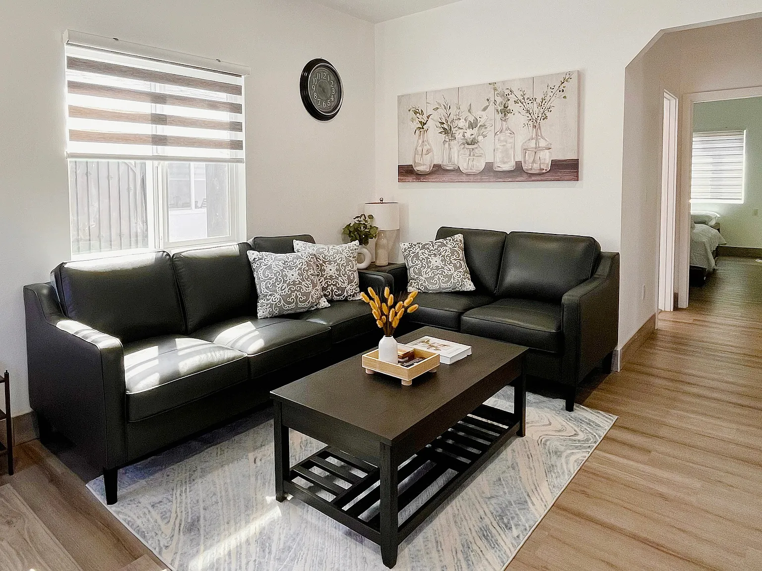 2 bed, $3,600 — Photo 1