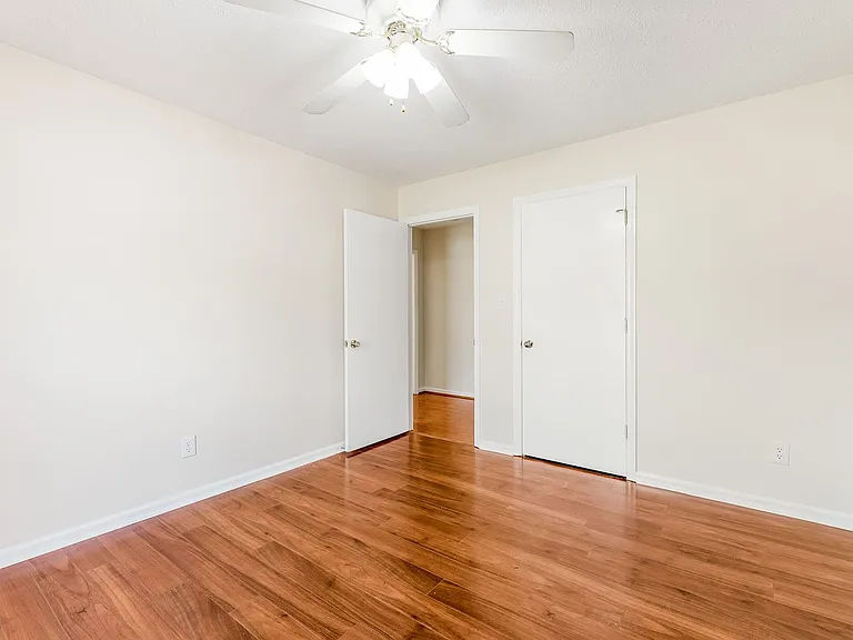 6837 Woodmark Dr — Photo 20