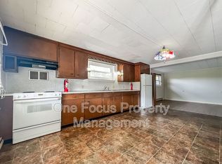935 E 2nd St APT G, Nescopeck, PA 18635