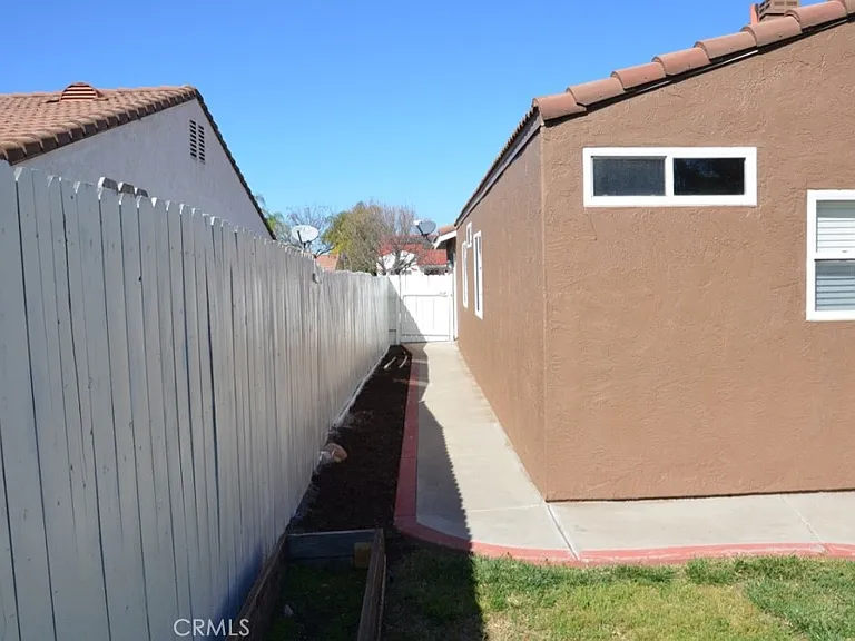 32499 Strigel Ct — Photo 30