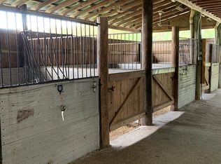 70 W Cedar Rd, Saint Helena Island, SC 29920