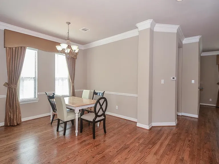 3042 Royal Oaks Crst — Photo 6