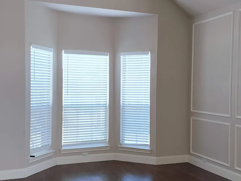 8001 Case Dr — Photo 109