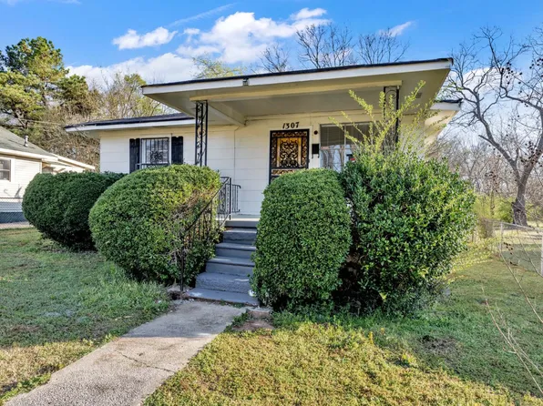 1307 29th St N, Bessemer, AL 35020