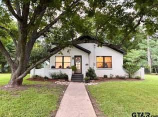 1104 E Loop 456, Jacksonville, TX 75766