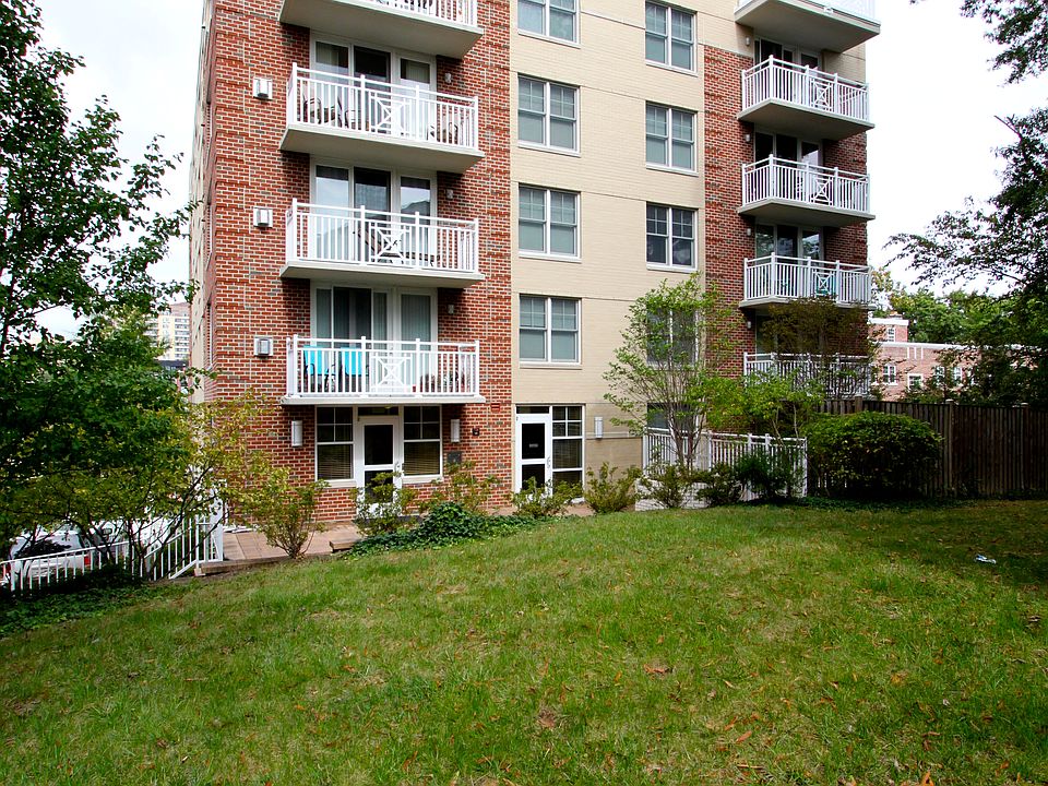 1st image of 1325 Pierce St #304