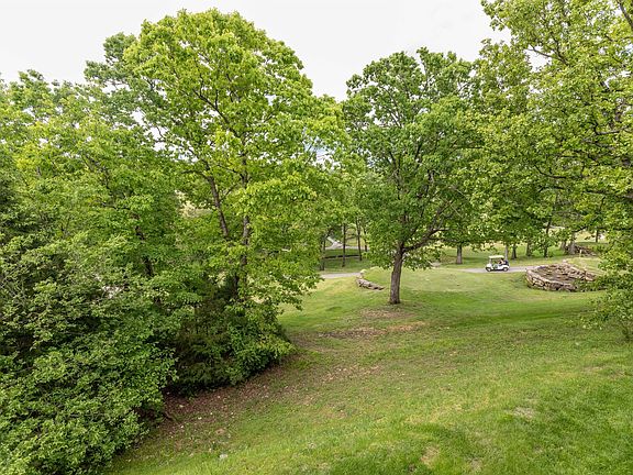 4th image of 813 Holiday Ridge #6 BLDG H