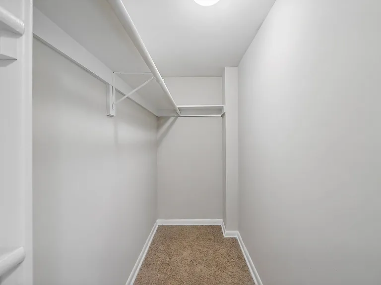 Andrews Ridge Apartments — Photo 16