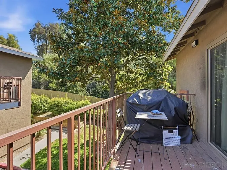 1512 Concord Way #A — Photo 11
