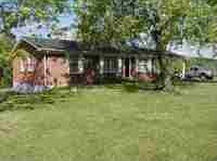 376 Powell Rd, Red Boiling Springs, TN 37150