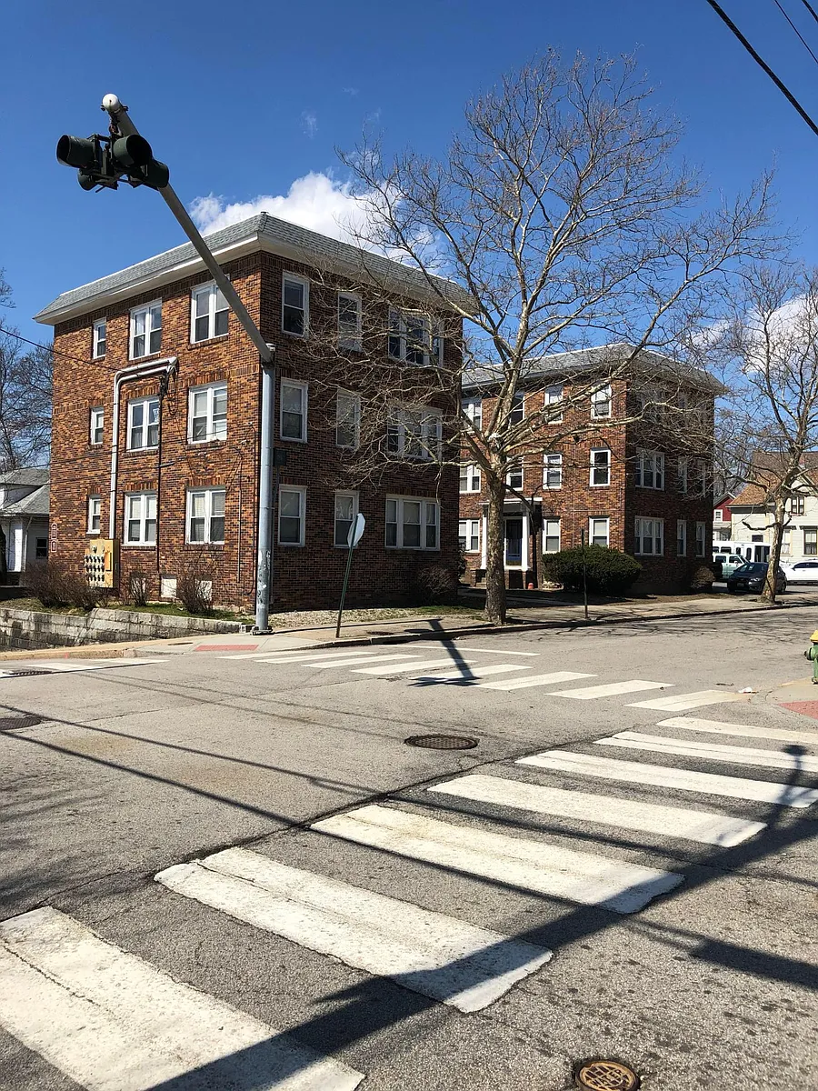 Building Photo - 120 Cypress St