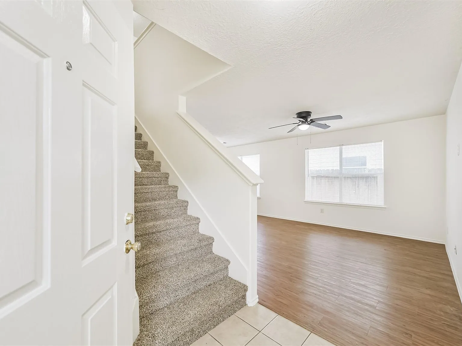 4 bed, 2.5 bath, 1796 sqft, $1,795 — Photo 3