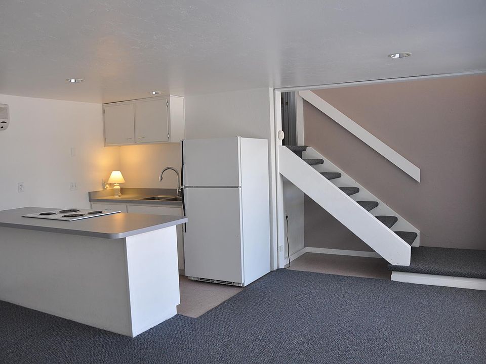 Lower living area from front door