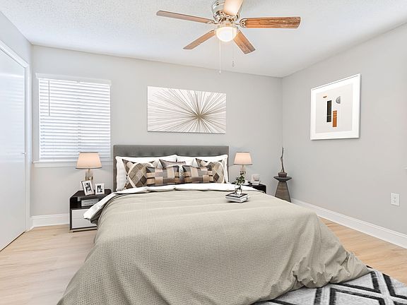 5th image of 1421 Stonehenge Rd #35fee3f98