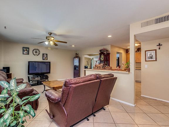4th image of 10850 N 108th Dr