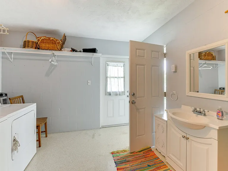 Laundry Room Cabinet