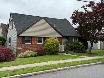 389 Kirkman Avenue, Elmont, NY, 11003