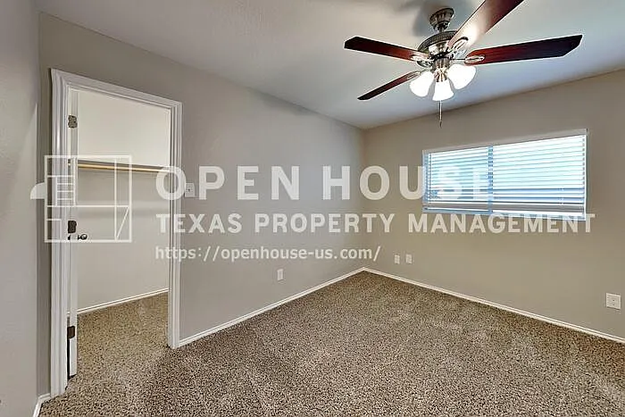 8657 Hawkview Dr — Photo 14