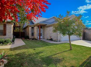 2200 Cobblestone Ct, Granbury, TX 76049