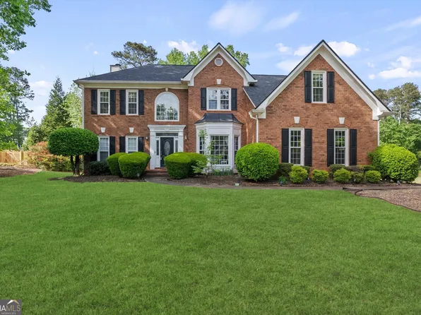 2349 Meadow Isle Ln, Lawrenceville, GA 30043
