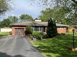 411 Prairie Ave, Beecher, IL 60401