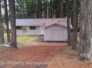 4511 Woodland Cir, Oak Harbor, WA 98277