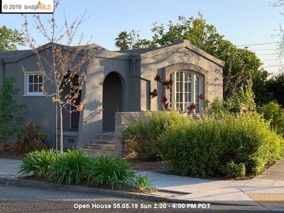 1164 Hopkins St, Berkeley, CA, 94702