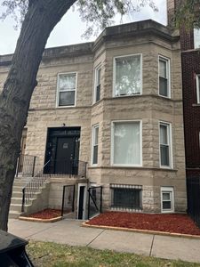 6609 S Marquette Rd, Chicago, IL, 60637