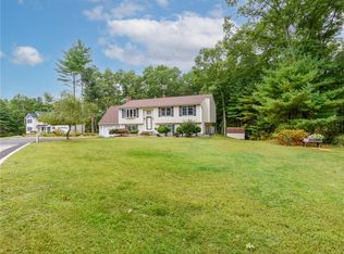209 E Shore Dr, Coventry, RI 02816