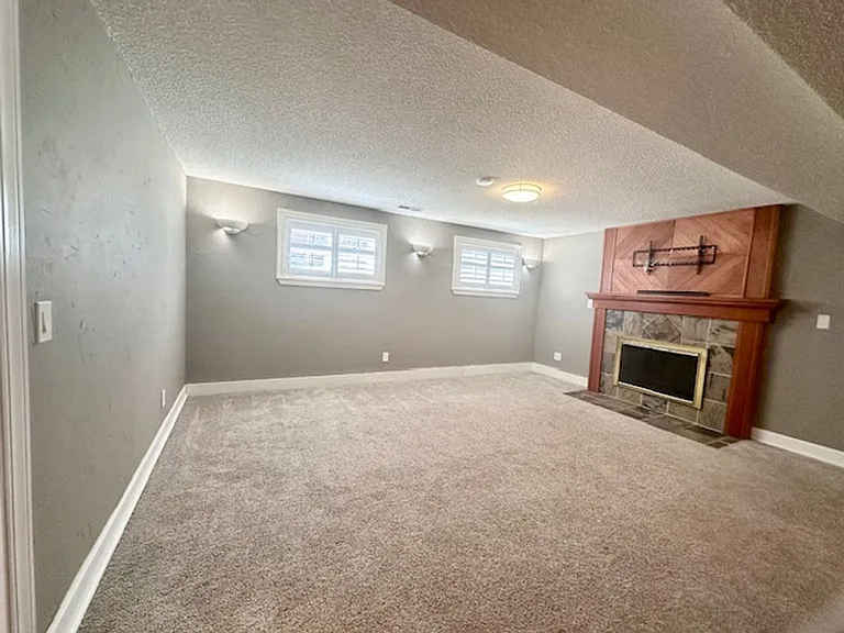 15054 SE Fairwood Blvd — Photo 21