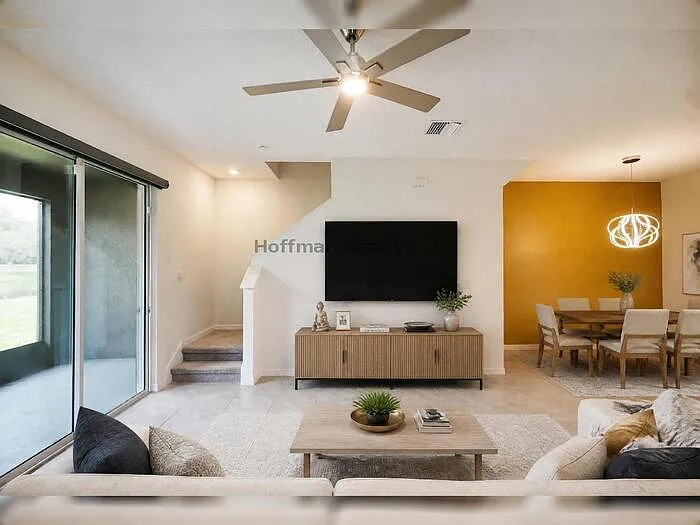 3 bed, 2.5 bath, 1673 sqft, $1,995 — Photo 2