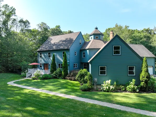 21 Stonewall Lane, Clinton, CT 06413